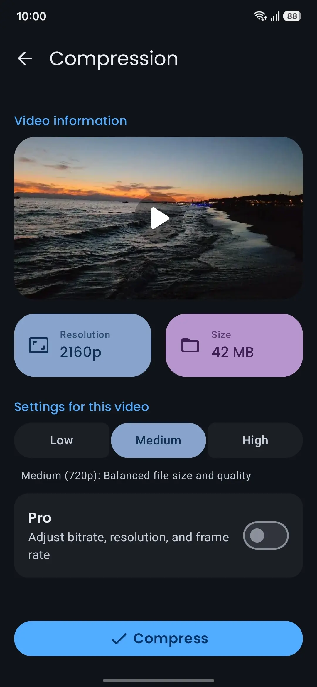 Squeezio compression settings showing Low, Medium, and High quality presets with a Compress button.
